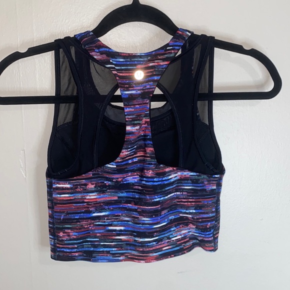 🌷Adorable Lululemon sports bra/ top! - Picture 6 of 7